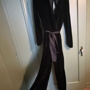 Elegant Black Velvet Jumpsuit